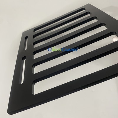 Rasenmäherteile im Inneren des Rasen-Zinken-Schutzsockels GTCU51061 Passend für John Deere Traktor-Anbau-Aerifizierer