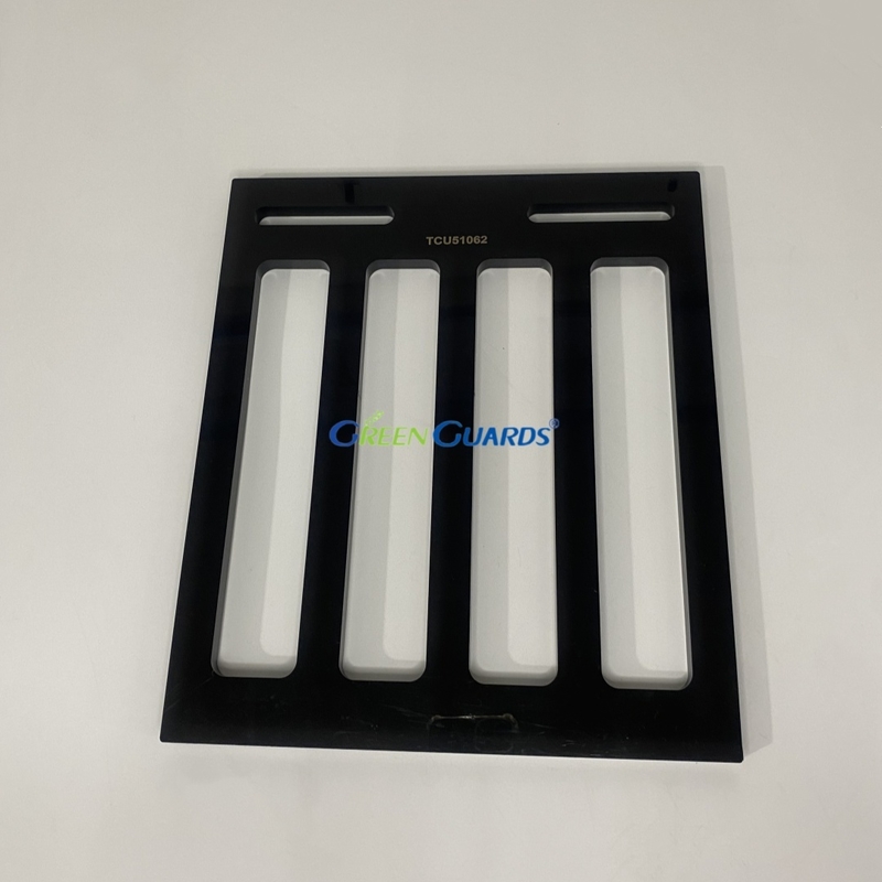 4-Zinken-Außenschutz GTCU51062 OEM-Standard Rasenmäherteile für John Deere Traktor-Anbau-Aerifizierer